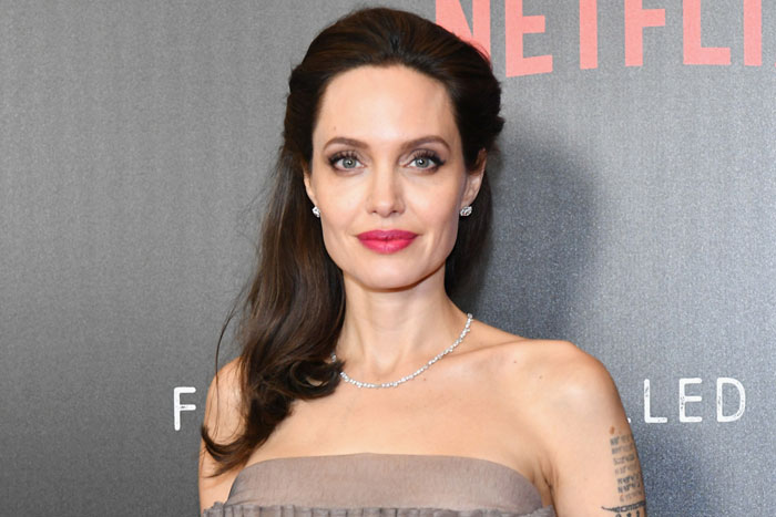 Angelina Jolie actress opted for LASIK surgery